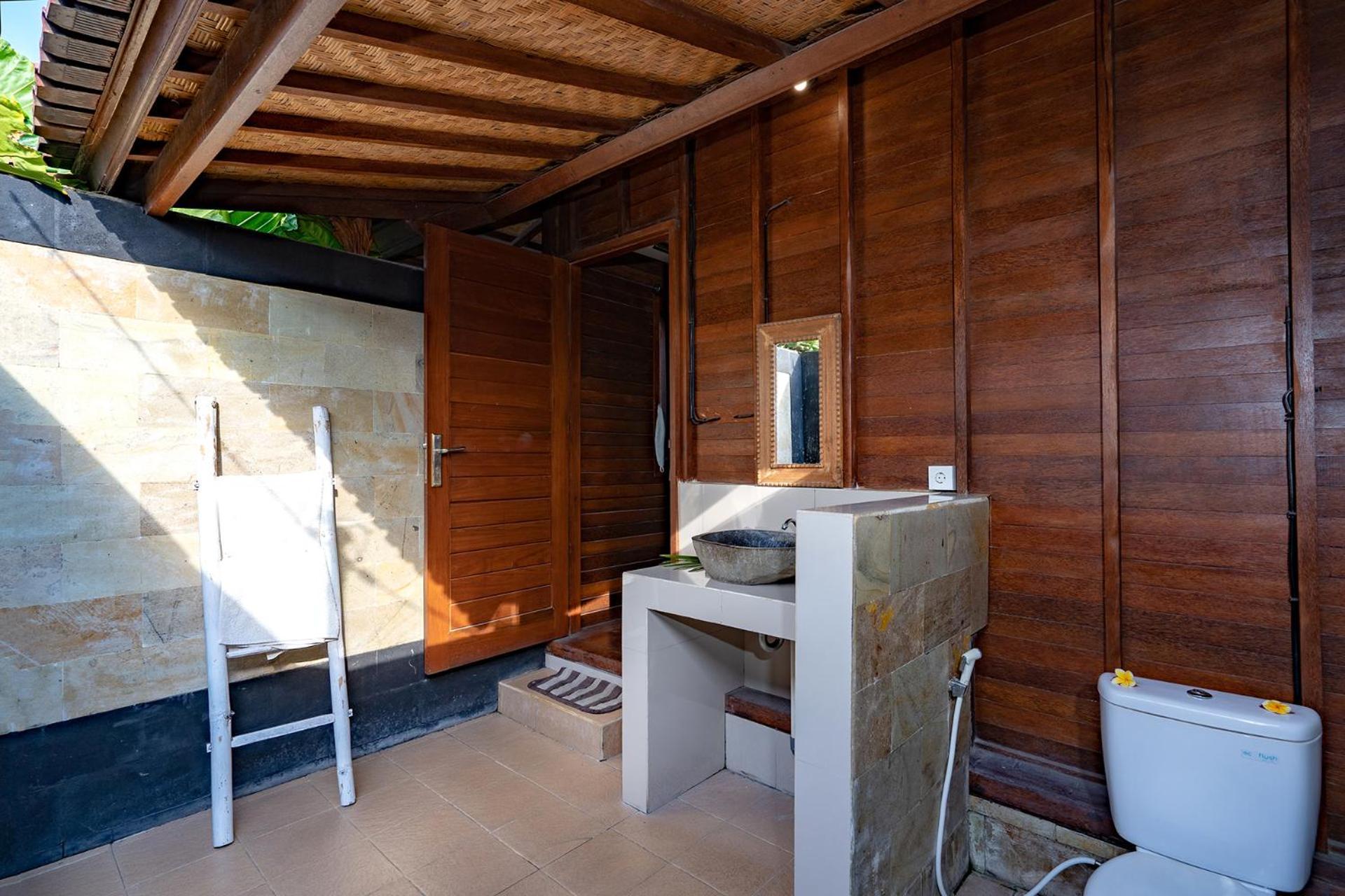 Karang Mas Lembongan Hotel Nusa Lembongan Kültér fotó