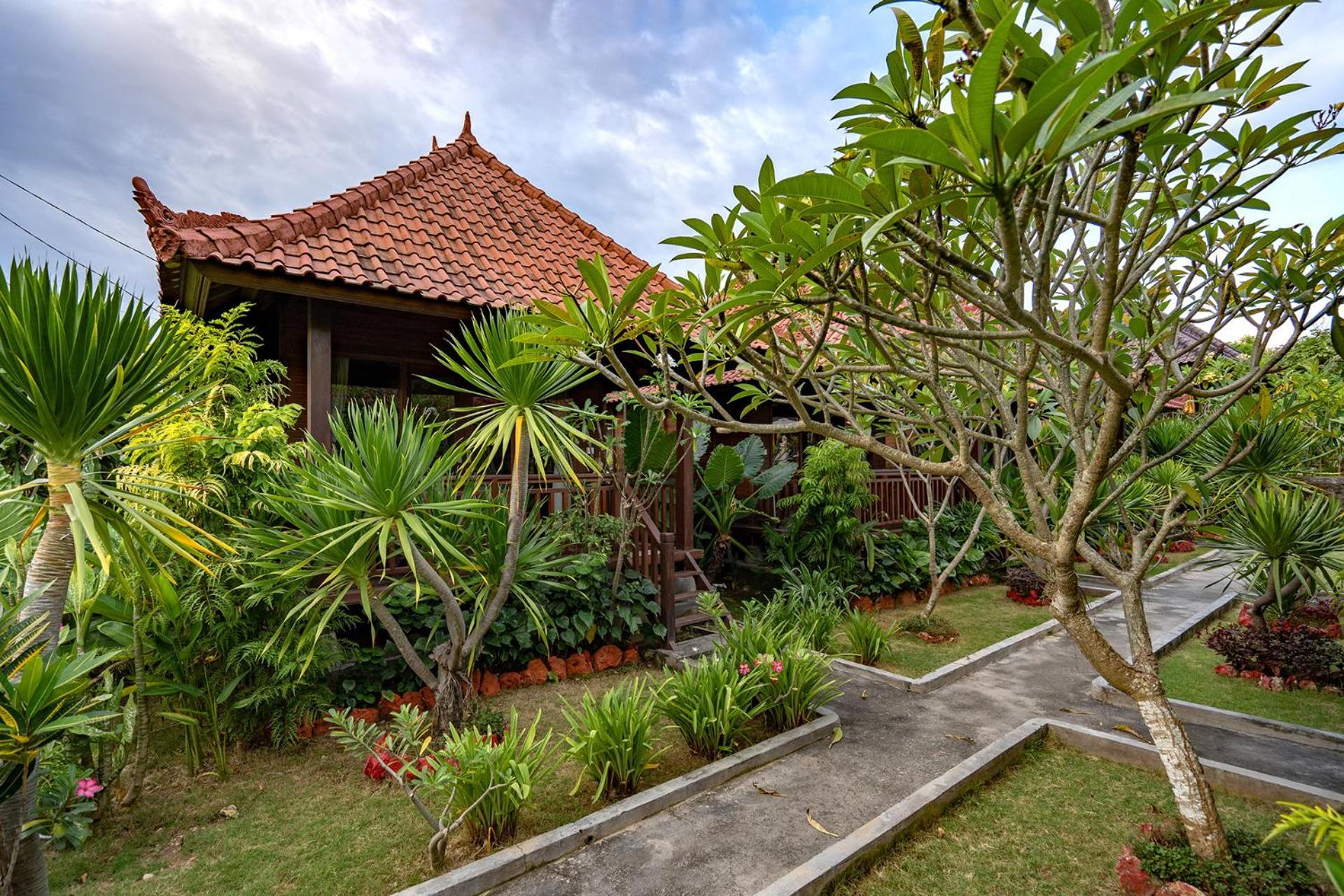 Karang Mas Lembongan Hotel Nusa Lembongan Kültér fotó