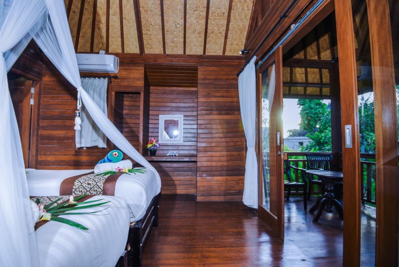 Karang Mas Lembongan Hotel Nusa Lembongan Kültér fotó