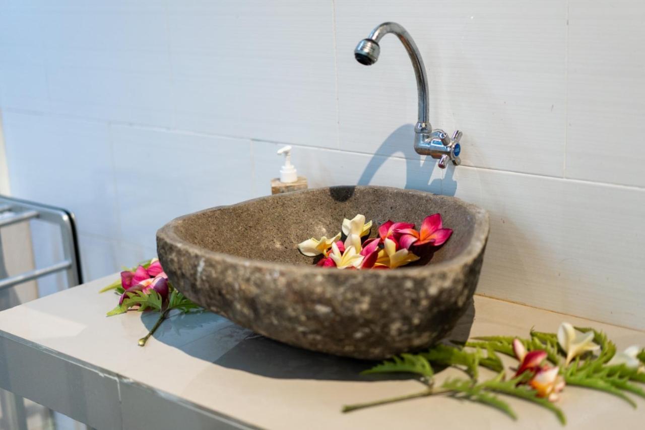 Karang Mas Lembongan Hotel Nusa Lembongan Kültér fotó