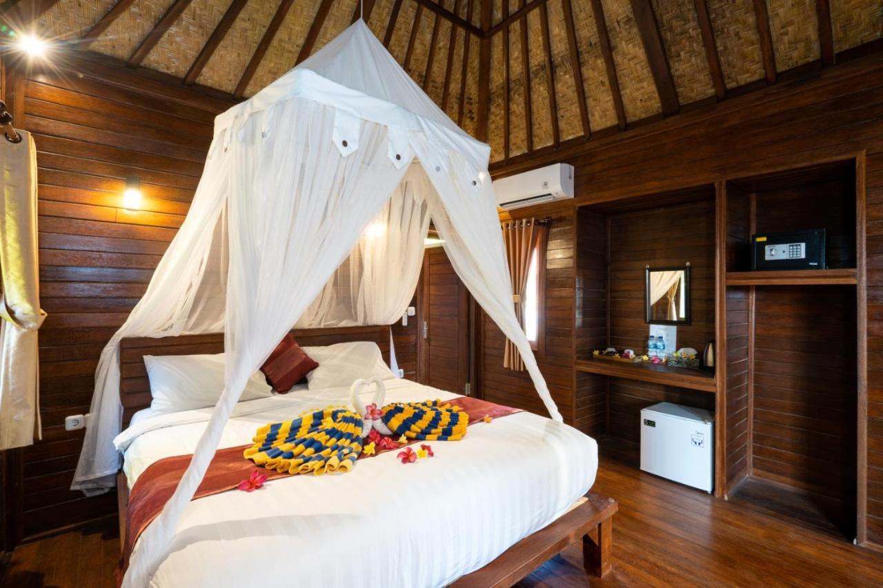 Karang Mas Lembongan Hotel Nusa Lembongan Kültér fotó